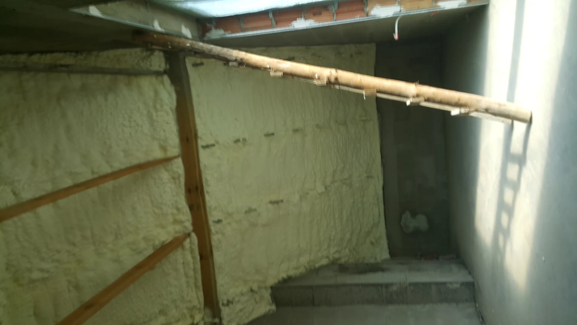 Wykonanie izolacji pianką PUR Łaskarzew