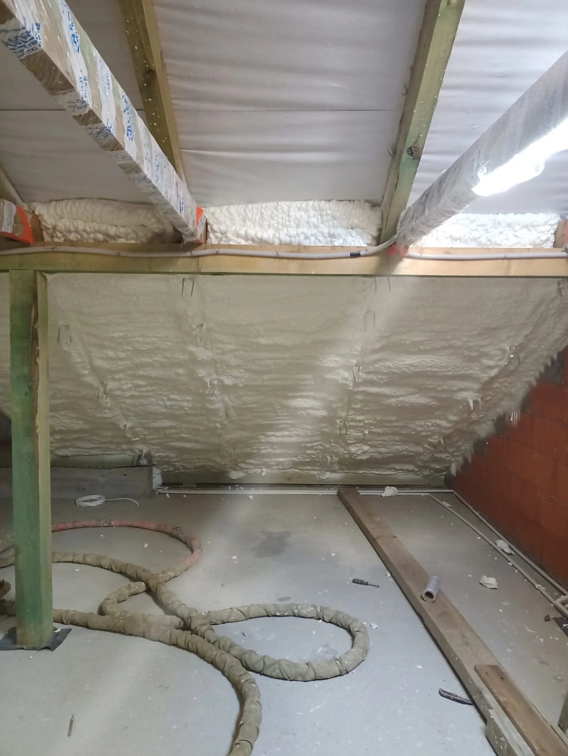 Doświadczenie wykonawcy piany PUR – Klucz do High Performance