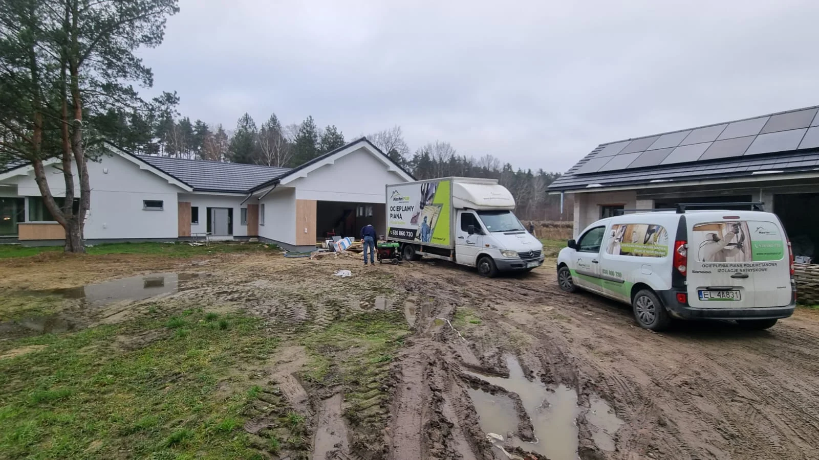 izolacja natryskowa zapobiegająca skraplaniu wody