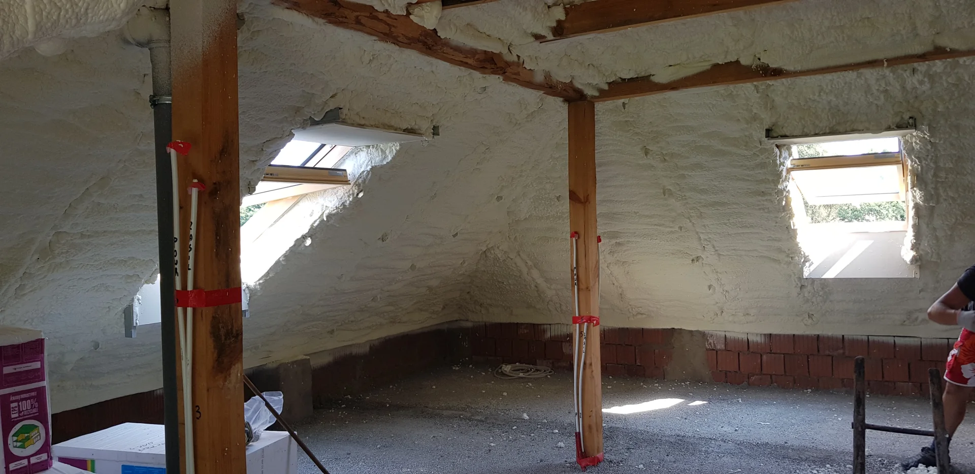 Sposób na kuny Płock - ciepłe poddasze powłoka polimocznikowa i natrysk pianą